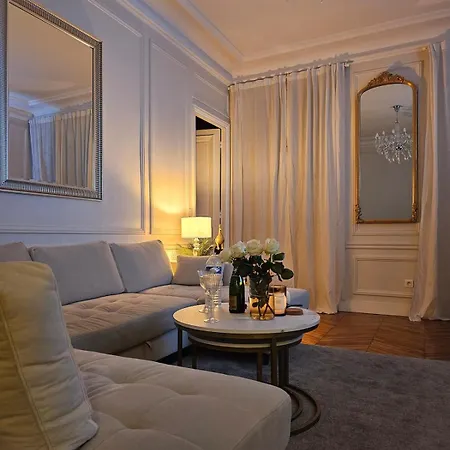 Lejlighed Parisian Lifestyle *